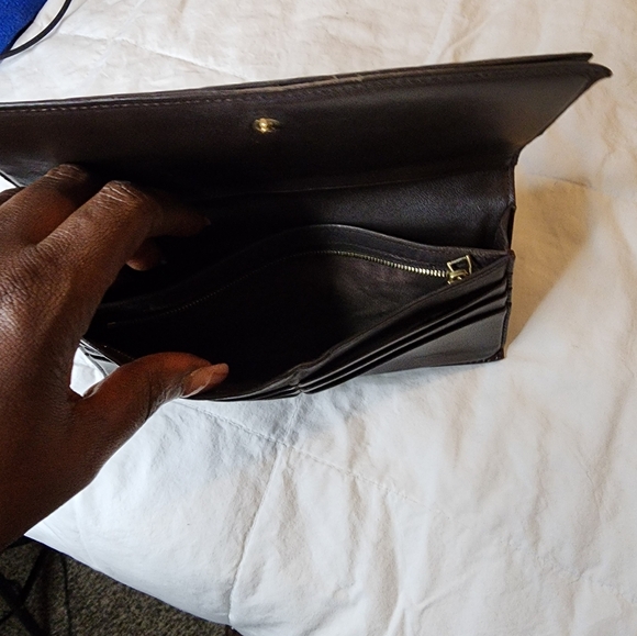 SOLD. Bottega Veneta long wallet - Picture 3 of 16